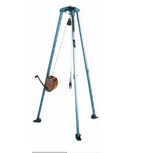  Tripod with winch and HD-45 leash included